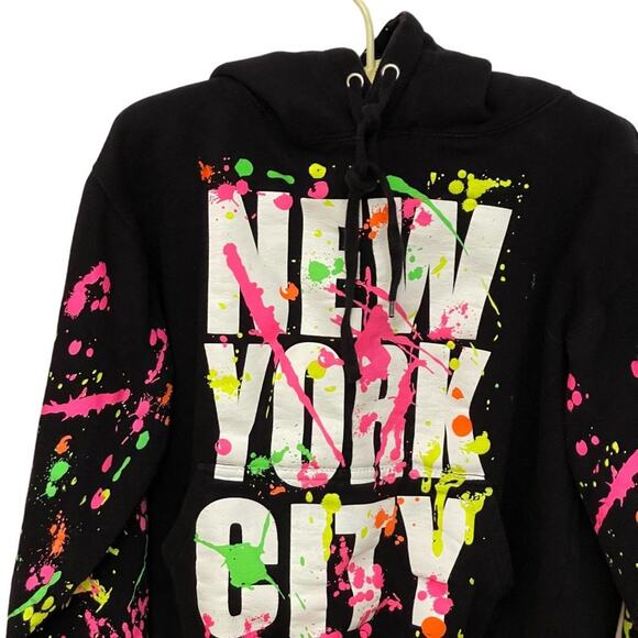 Popular Sport Black Graffiti New York City Paint Splash Hoodie Sweatshirt Small - Picture 2 of 9